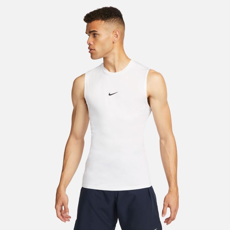 Camiseta-Manga-Sisa-nike-para-hombre-M-Np-Df-Top-Sl-Tight-para-entrenamiento-color-blanco.-Frente-Sobre-Modelo