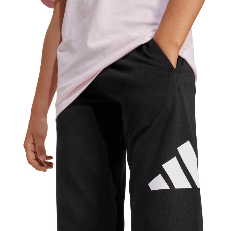 Pantalon-adidas-para-niño-J-Bl-Ft-Pt-280-para-moda-color-negro.-Detalle-Posterior