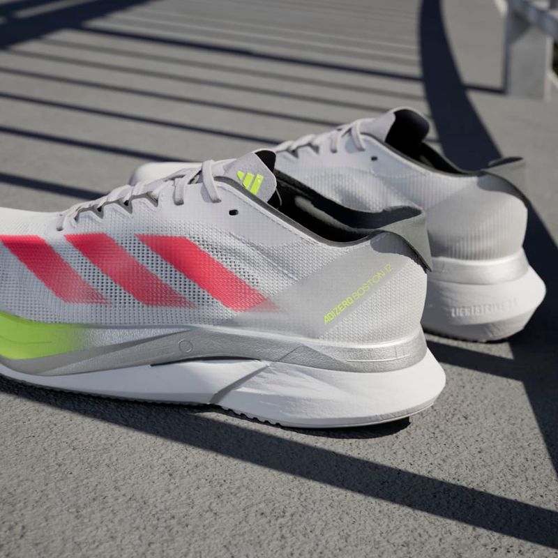 Tenis-adidas-para-mujer-Adizero-Boston-12-W-para-correr-color-gris.-Mktg-Vista-9