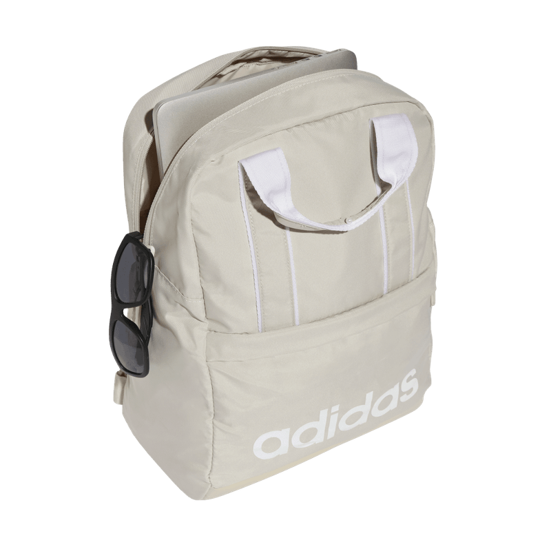 Morral-adidas-para-mujer-W-L-Ess-Bp-para-moda-color-gris.-Detalle-2