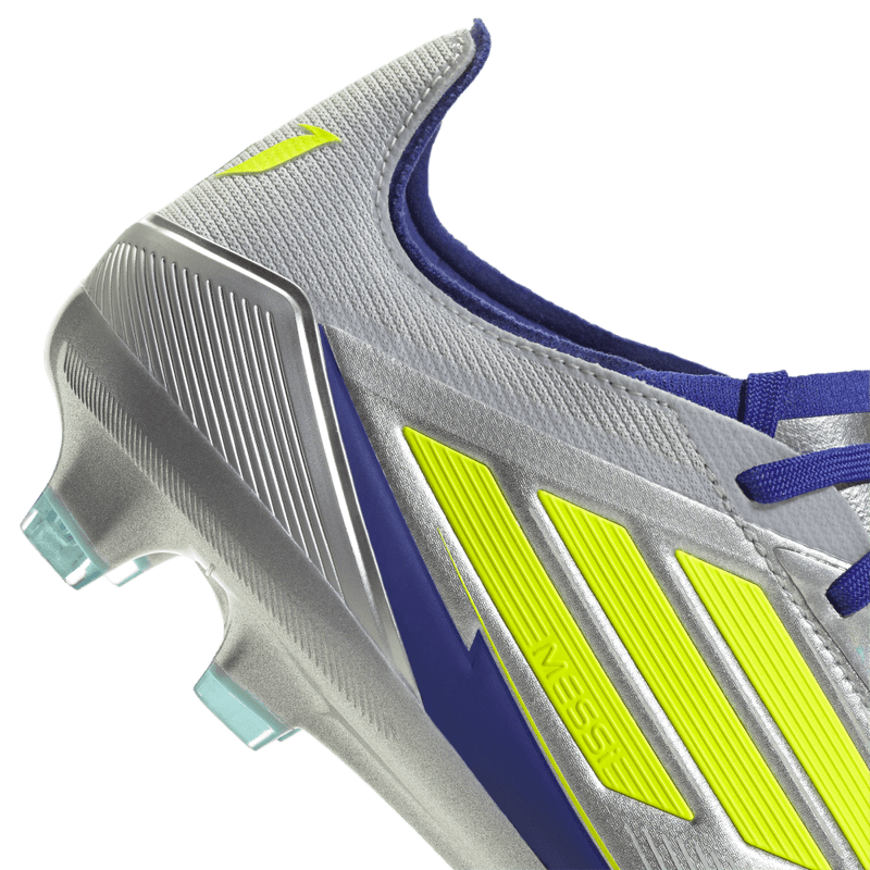 Guayos-adidas-unisex-F50-Pro-Fg-Messi-para-futbol-color-gris.-Par-Laterales