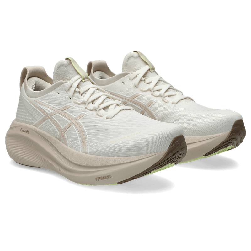 Tenis-asics-para-mujer-Gel-Nimbus-27-para-correr-color-beige.-Par-Alineados