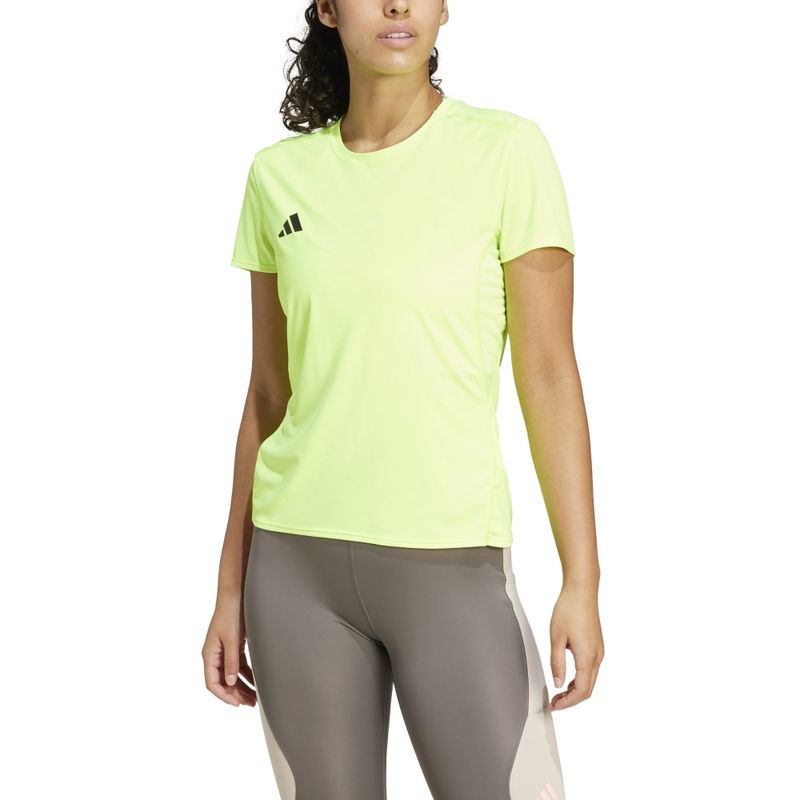 Camiseta-Manga-Corta-adidas-para-mujer-Adizero-E-Tee-para-correr-color-verde.-Zoom-Frontal-Sobre-Modelo
