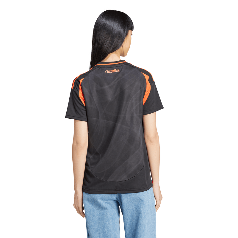 Camiseta-De-Equipo-adidas-para-mujer-Fcf-A-Jsy-W-para-futbol-color-negro.-Reverso-Sobre-Modelo