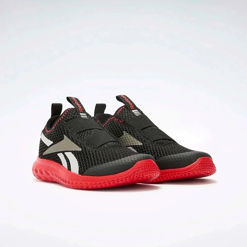 Tenis-reebok-para-niño-Rush-Runner-Slip-On-para-correr-color-negro.-Lateral-Interna-Izquierda