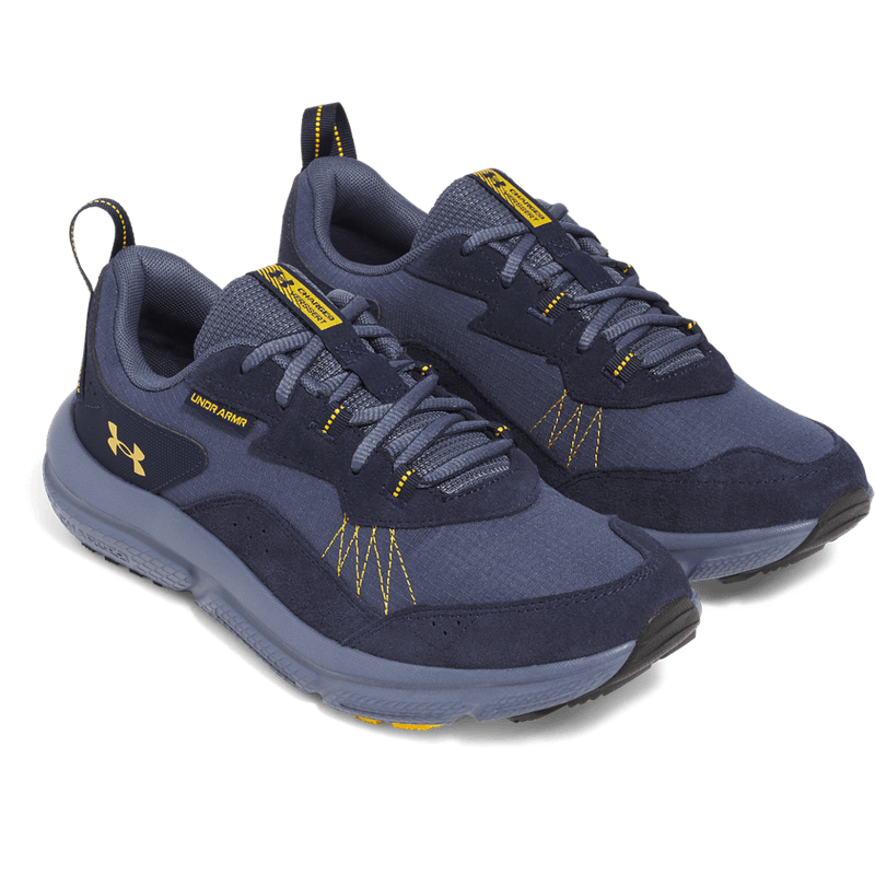 Tenis-under-armour-para-hombre-Ua-Charged-Verssert-2-para-correr-color-gris.-Par-Alineados