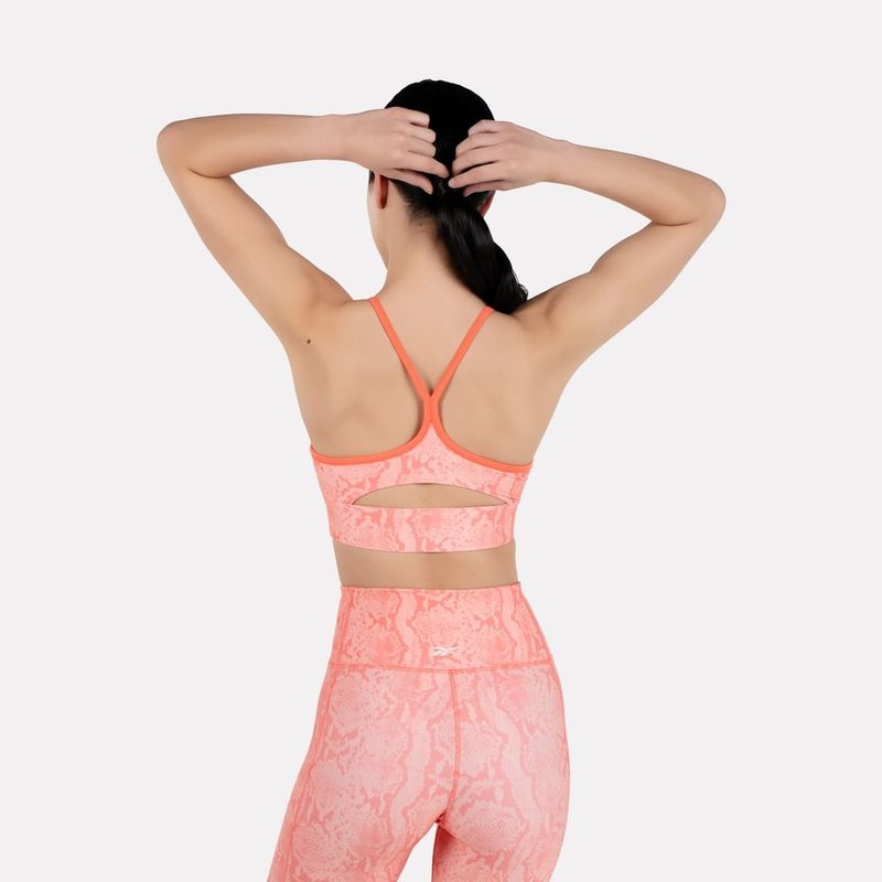 Top-reebok-para-mujer-Id-Train-Aop-Bra-para-entrenamiento-color-rosado.-Reflectores