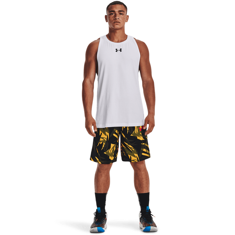 Pantaloneta-under-armour-para-hombre-Short-Ua-Baseline-10-Print-para-moda-color-multicolor.-Outfit-Completo