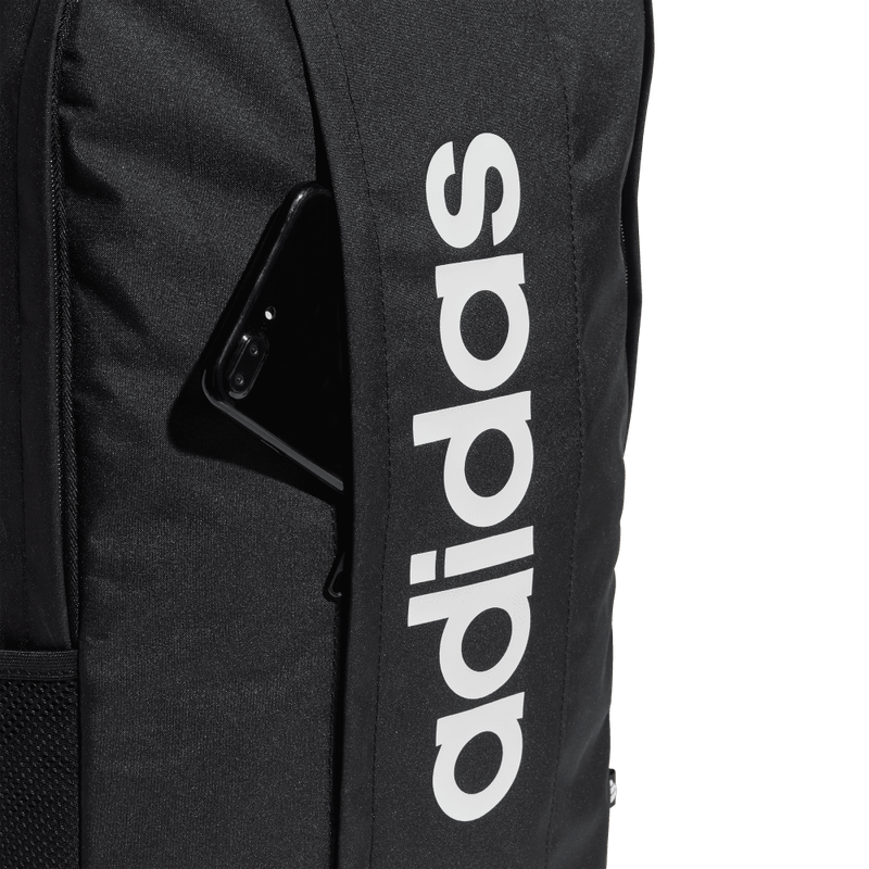 Morral-adidas-unisex-Linear-Backpack-para-moda-color-negro.-Detalle-1