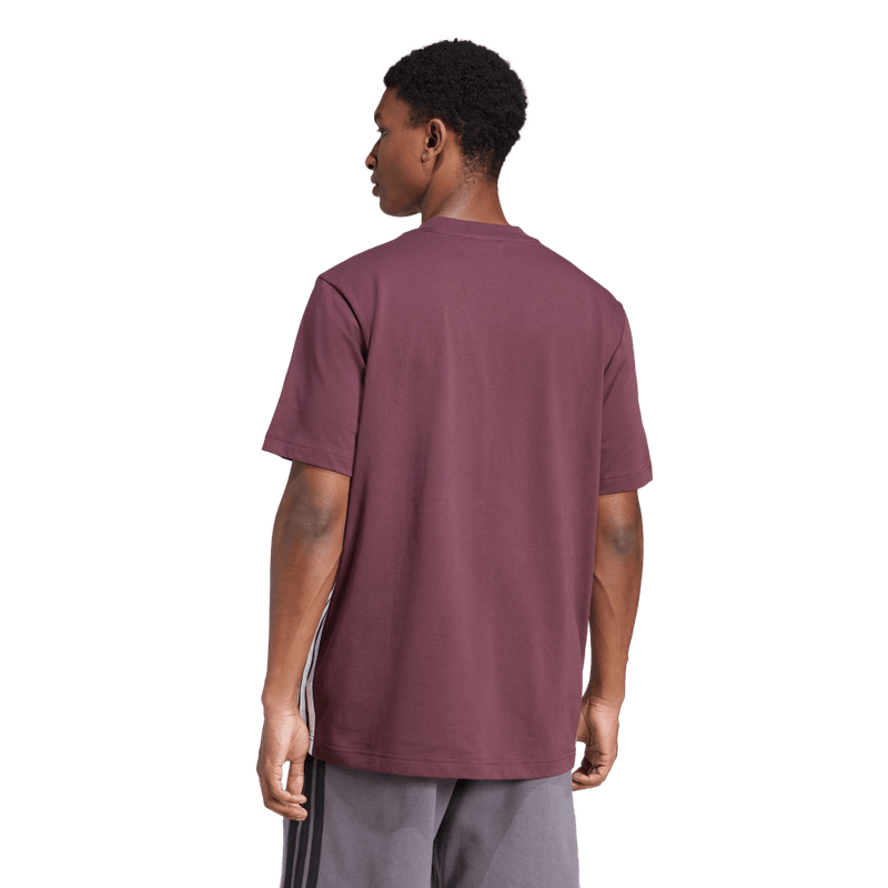 Camiseta-Manga-Corta-adidas-para-hombre-M-3S-Sj-T-para-moda-color-rojo.-Reverso-Sin-Modelo