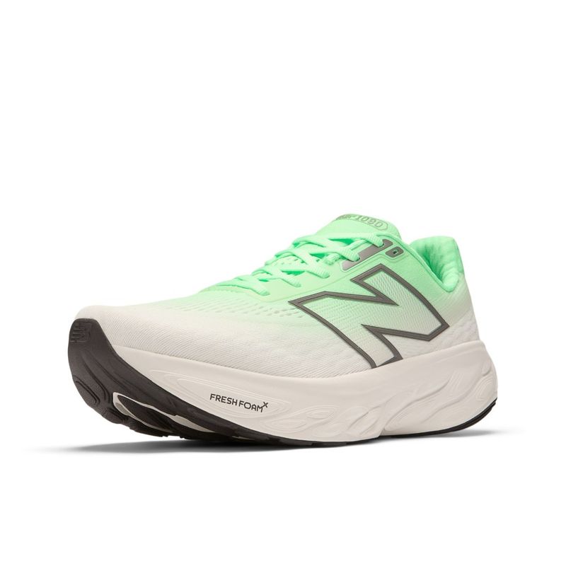 Tenis-new-balance-para-mujer-1080-V14-para-correr-color-multicolor.-Lateral-Diagonal-Derecha