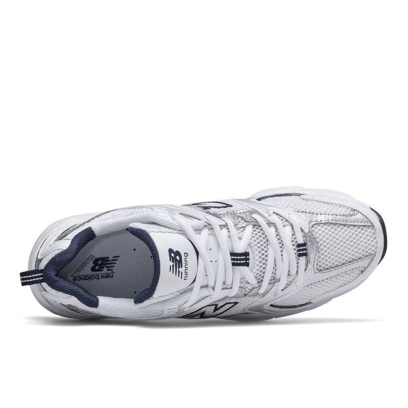 Tenis-new-balance-para-mujer-530-para-moda-color-multicolor.-Capellada-Pares