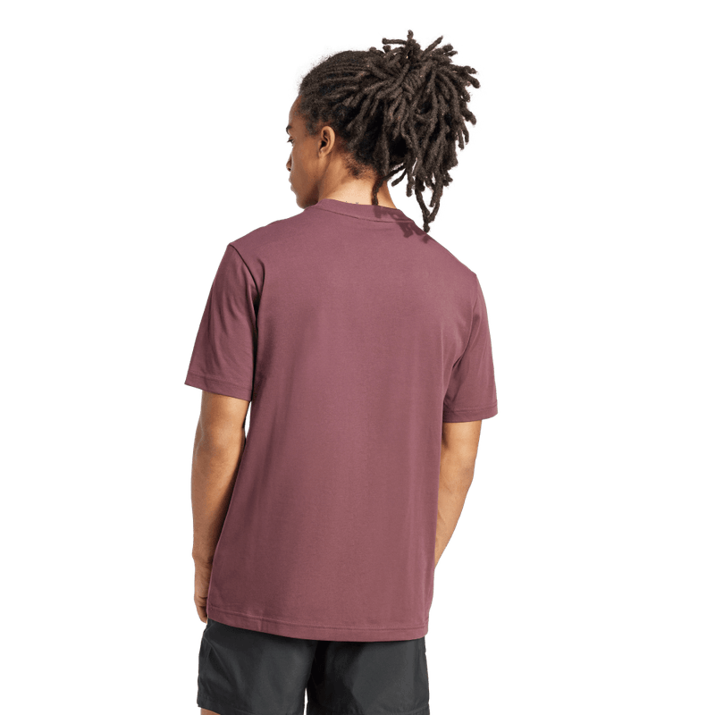 Camiseta-Manga-Corta-adidas-para-hombre-M-Sl-Sj-T-para-moda-color-rojo.-Frente-Sin-Modelo