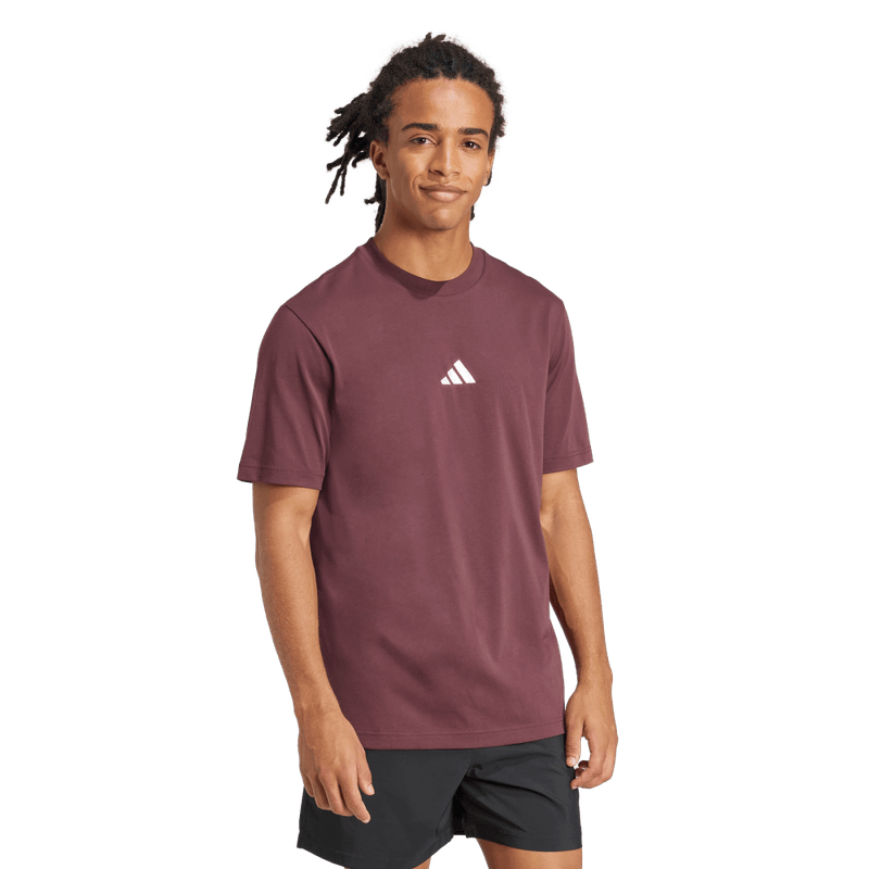 Camiseta-Manga-Corta-adidas-para-hombre-M-Sl-Sj-T-para-moda-color-rojo.-Reverso-Sin-Modelo