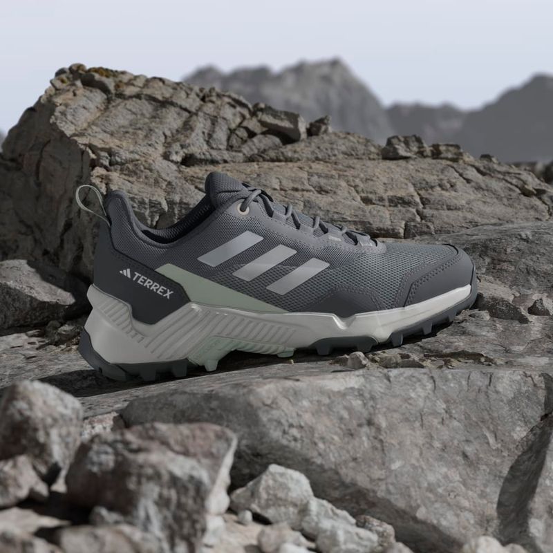 Tenis-adidas-para-mujer-Terrex-Eastrail-2-W-para-outdoor-color-gris.-Mktg-Vista-2