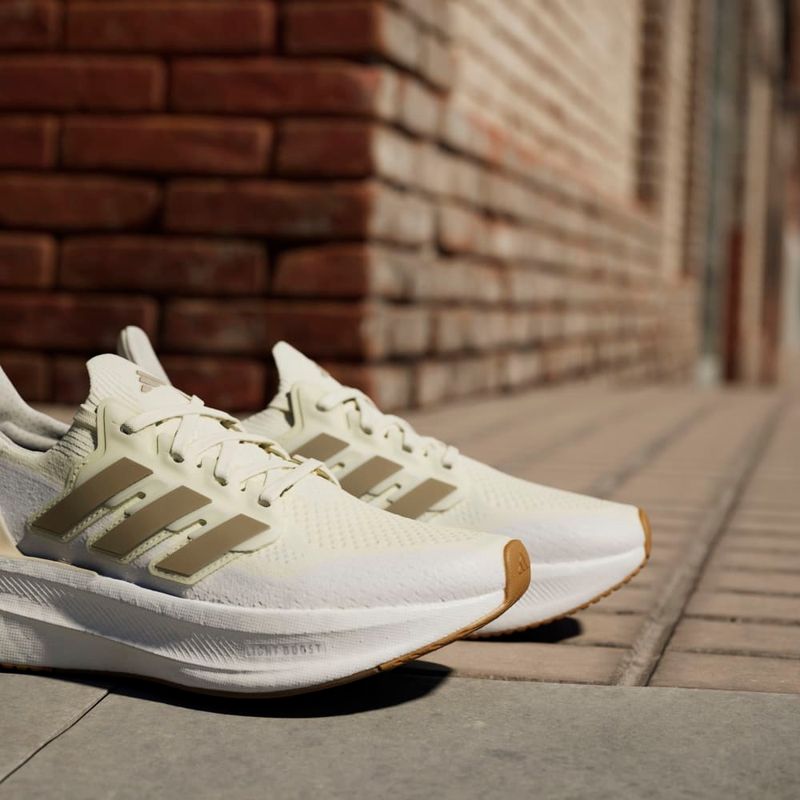 Tenis-adidas-para-mujer-Ultraboost-5-W-para-correr-color-verde.-Mktg-Vista-42