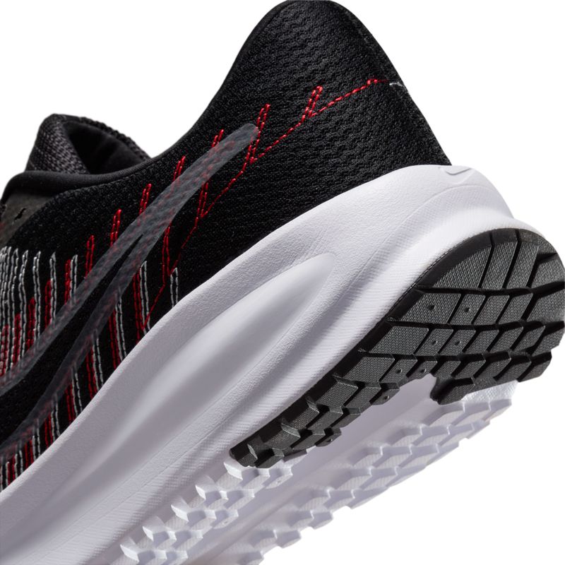 Tenis-nike-para-hombre-Nike-Run-Defy-para-correr-color-negro.-Talon