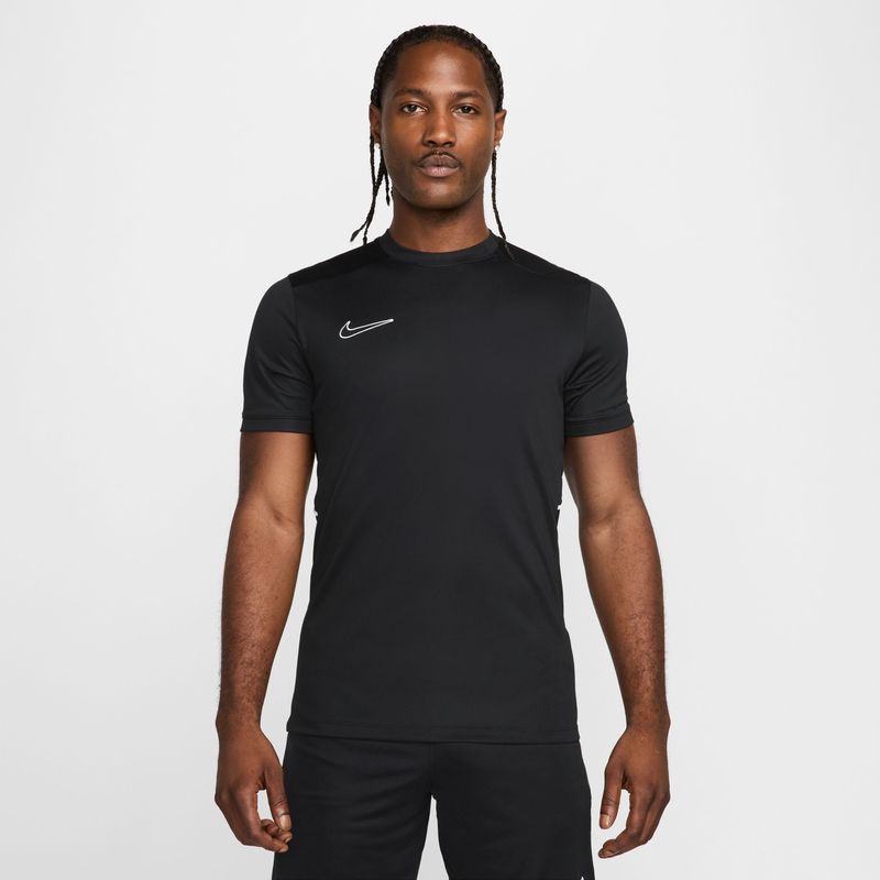 Camiseta-Manga-Corta-nike-para-hombre-M-Nk-Df-Acd25-Ss-Top-Br-para-futbol-color-negro.-Frente-Sobre-Modelo