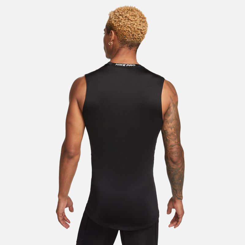 Camiseta-Manga-Sisa-nike-para-hombre-M-Np-Df-Top-Sl-Tight-para-entrenamiento-color-blanco.-Reverso-Sobre-Modelo