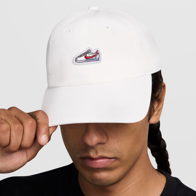 Gorra-nike-para-hombre-U-Nk-Club-Cap-U-Cb-Crtz-Ptch-L-para-moda-color-blanco.-Modelo-Accesorio