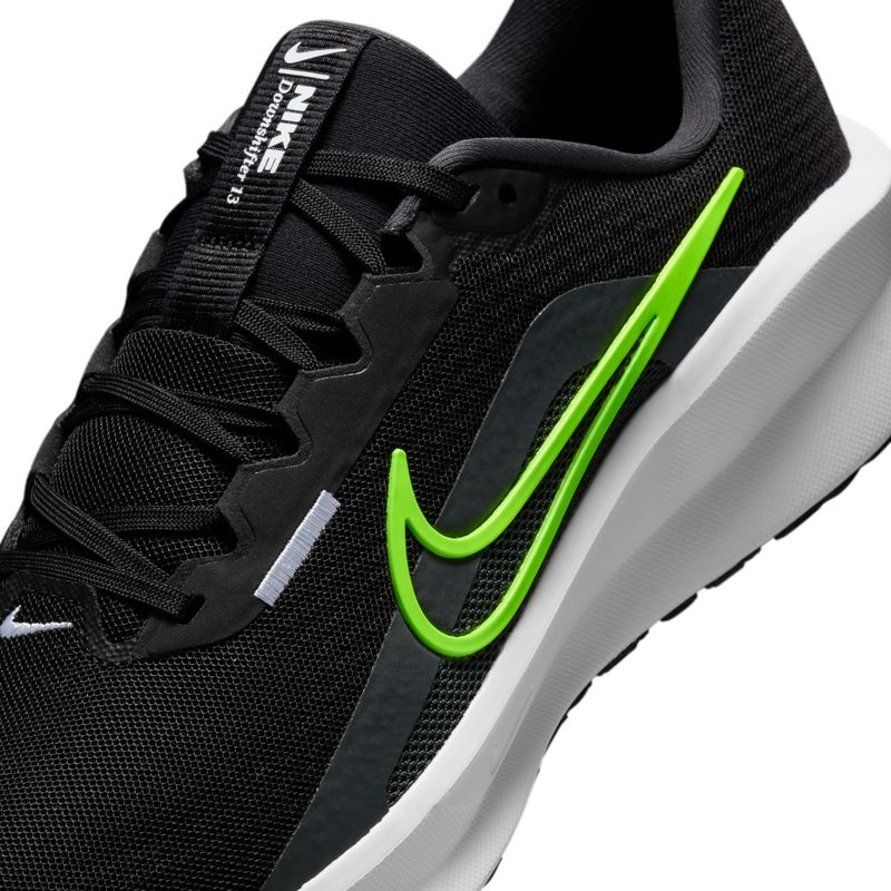 Tenis-nike-para-hombre-Nike-Downshifter-13-para-correr-color-negro.-Detalle-1