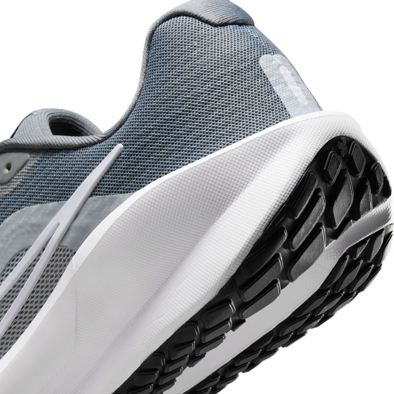 Tenis-nike-para-hombre-Nike-Downshifter-13-para-correr-color-gris.-Talon