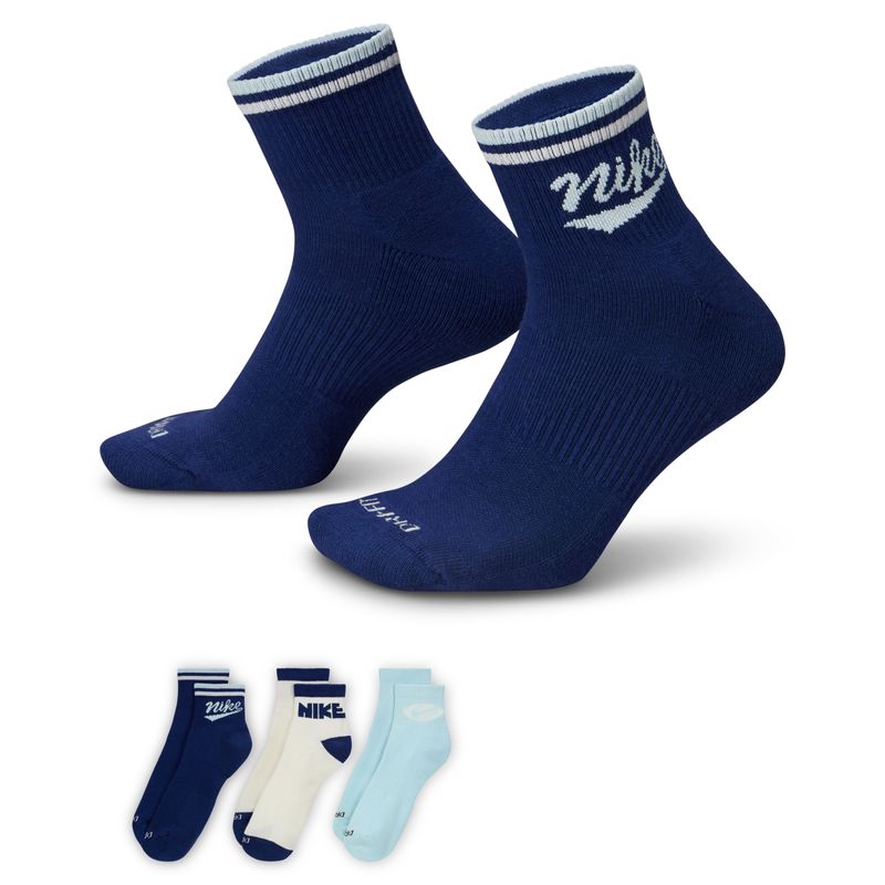 Medias-nike-para-hombre-U-Nk-Ed-Pls-Ankl-3P-Lfestl-144-para-entrenamiento-color-multicolor.-Vista-Detalle-Izq