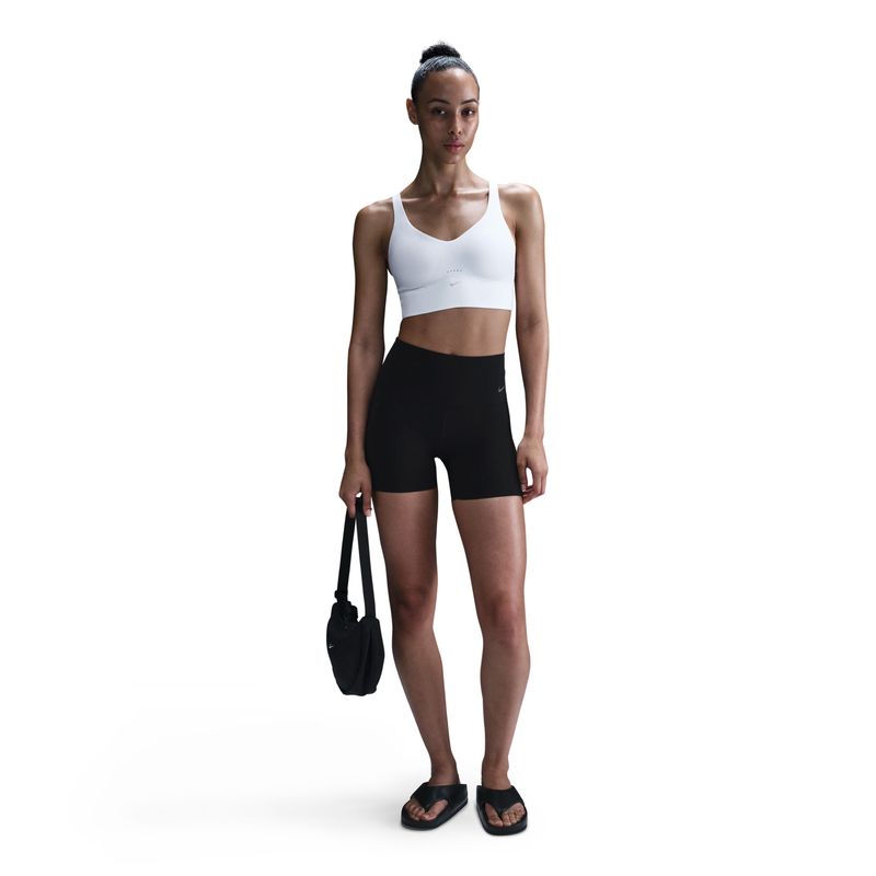 Top-nike-para-mujer-W-Nk-Alate-Ll-Ms-Bra-para-entrenamiento-color-blanco.-Frente-Sobre-Modelo