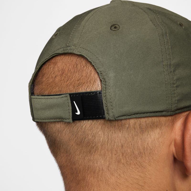 Gorra-nike-para-hombre-U-Nk-Df-Club-Cap-S-Cb-P-para-entrenamiento-color-verde.-Detalle-Izquierdo