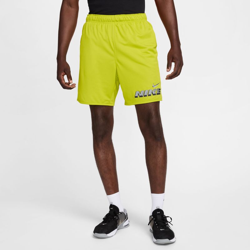 Pantaloneta-nike-para-hombre-M-Nk-Df-Totality-Gfx-Short-7Ul-para-entrenamiento-color-verde.-Frente-Sobre-Modelo