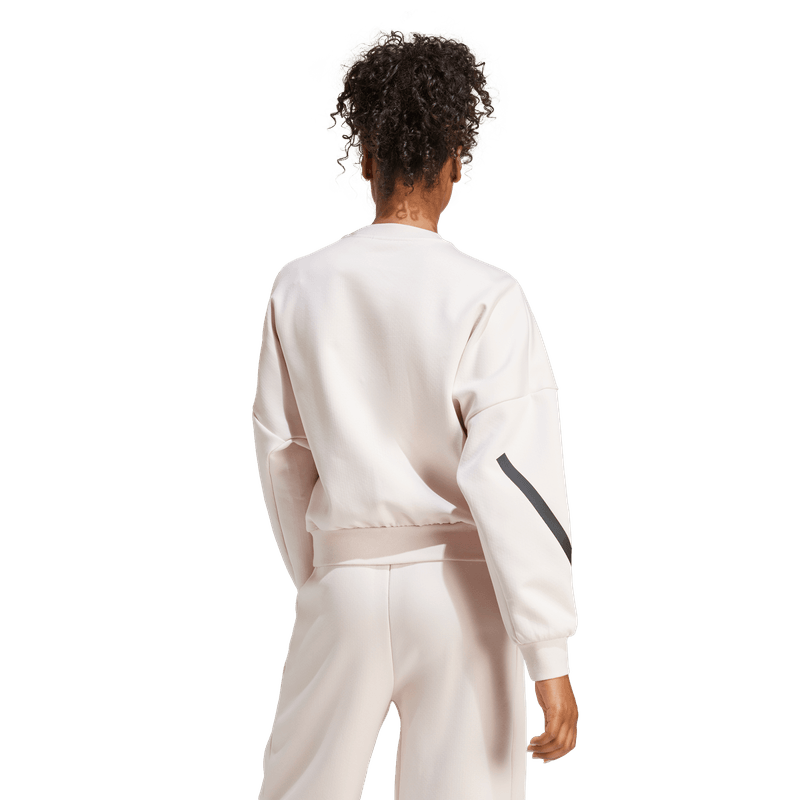 Chaqueta-adidas-para-mujer-W-Z.N.E.-Swt-para-moda-color-blanco.-Reverso-Sobre-Modelo