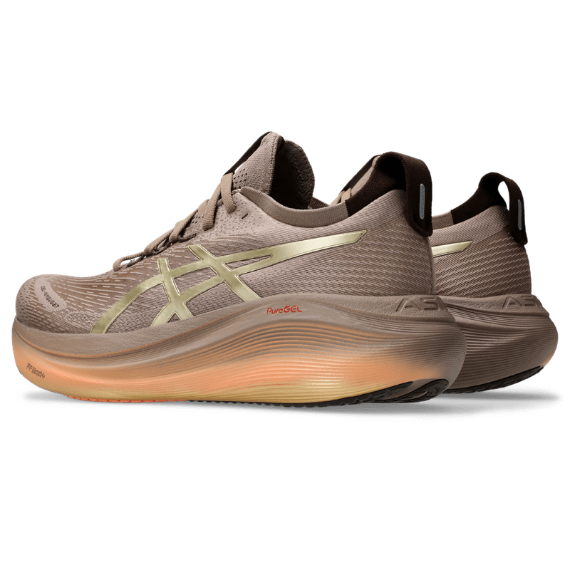 Tenis-asics-para-hombre-Gel-Nimbus-27-Luxe-para-correr-color-gris.-Detalle-1
