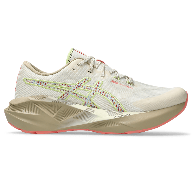 Tenis-asics-para-mujer-Novablast-5-Tr-para-correr-color-amarillo.-Lateral-Externa-Derecha