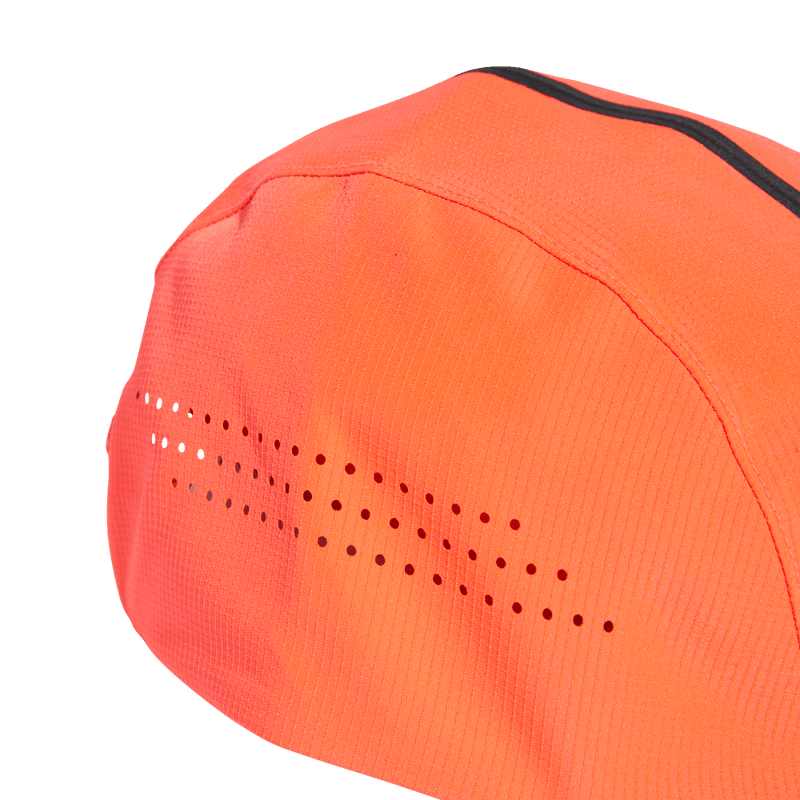 Gorra-adidas-unisex-Runxadiz-Cap-para-correr-color-rojo.-Detalle-2