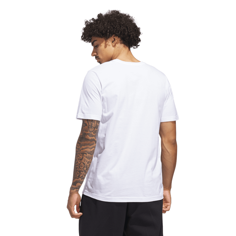 Camiseta-Manga-Corta-adidas-para-hombre-M-T-Fi-Tee-para-moda-color-blanco.-Reverso-Sin-Modelo
