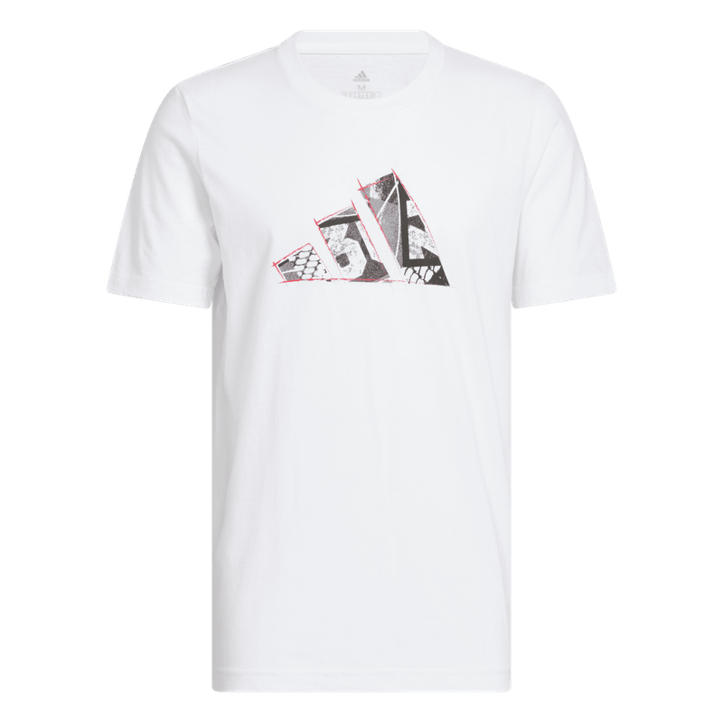 Camiseta-Manga-Corta-adidas-para-hombre-M-C-Photo-Tee-2-para-moda-color-blanco.-Frontal-Sobre-Modelo