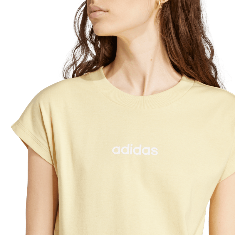 Camiseta-Manga-Corta-adidas-para-mujer-W-Lin-Sj-T-para-moda-color-amarillo.-Detalle-Posterior
