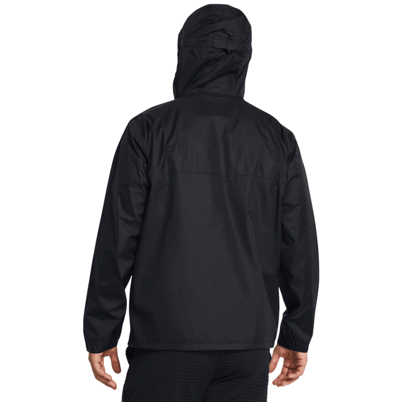 Chaqueta-under-armour-para-hombre-Cloudstrike-Jacket-para-outdoor-color-negro.-Reverso-Sin-Modelo