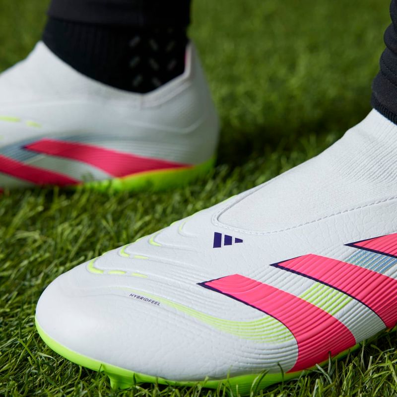 Guayos-adidas-unisex-Predator-League-Ll-para-futbol-color-blanco.-Mktg-Vista-36