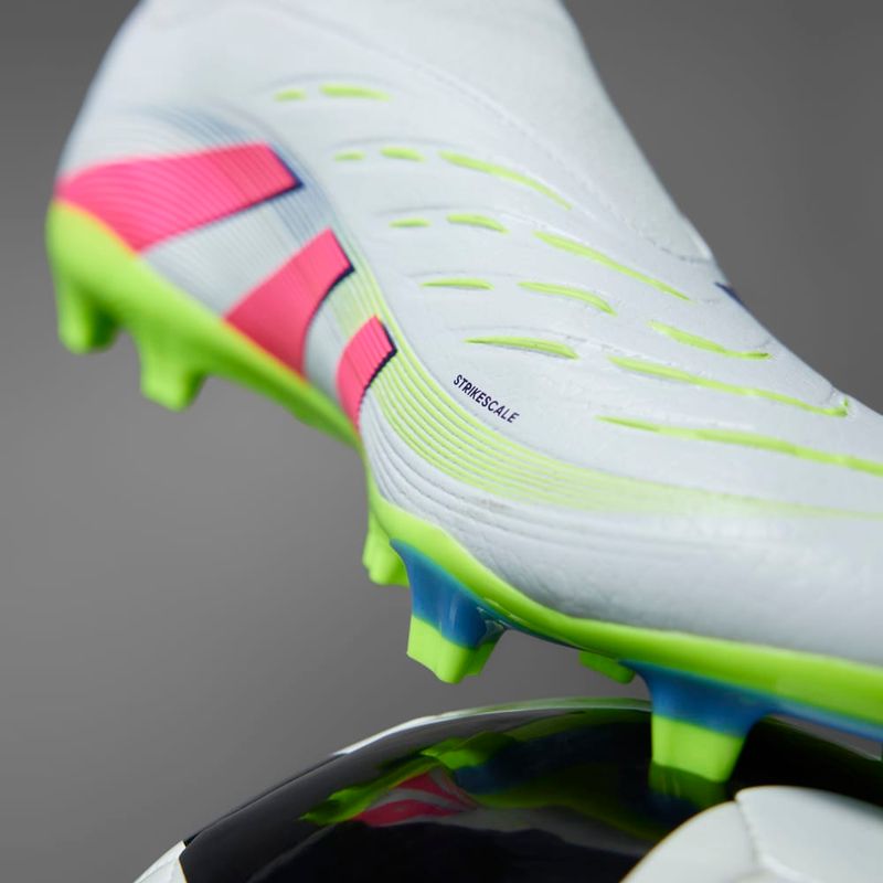 Guayos-adidas-unisex-Predator-League-Ll-para-futbol-color-blanco.-Mktg-Vista-46