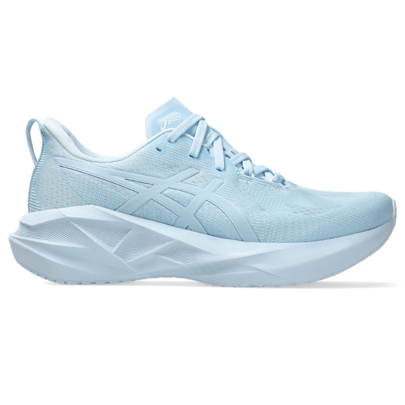 Tenis-asics-para-mujer-Novablast-5-Lite-Show-para-correr-color-azul.-Lateral-Externa-Derecha
