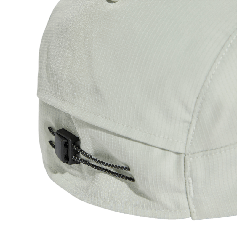 Gorra-adidas-unisex-R-Xcity-C-H.R.-para-correr-color-blanco.-Detalle-2