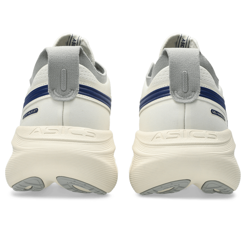 Tenis-asics-para-hombre-Gel-Nimbus-27-Atc-para-correr-color-cafe.-Talon