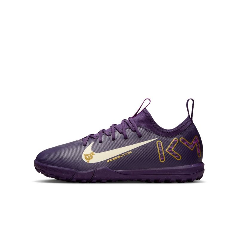 Guayos-nike-para-niño-Jr-Zoom-Vapor-16-Academy-Km-Tf-para-futbol-color-morado.-Lateral-Interna-Izquierda
