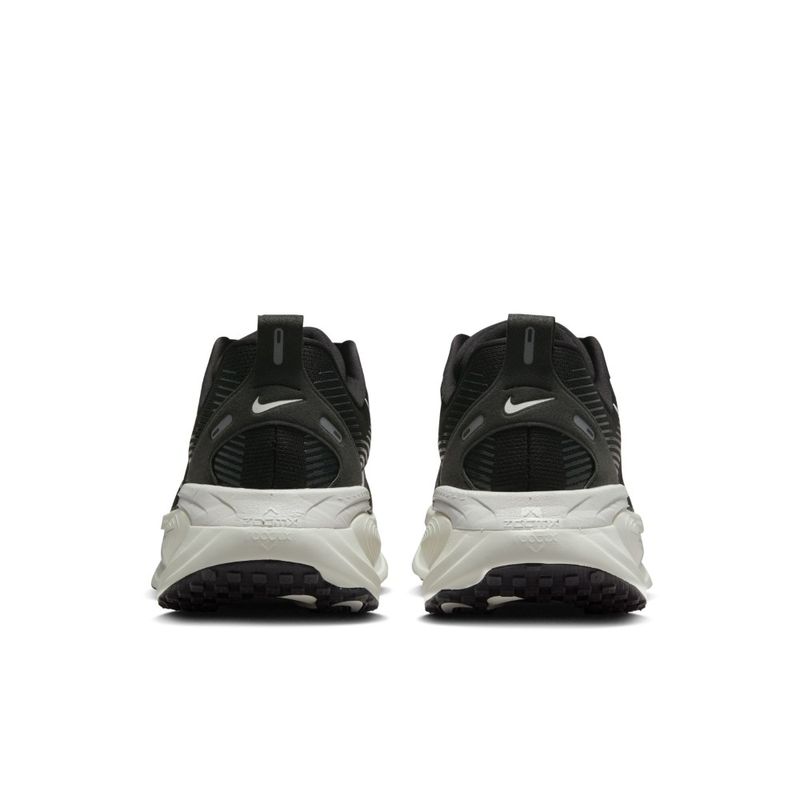 Tenis-nike-para-hombre-Nike-Vomero-18-para-correr-color-negro.-Talon