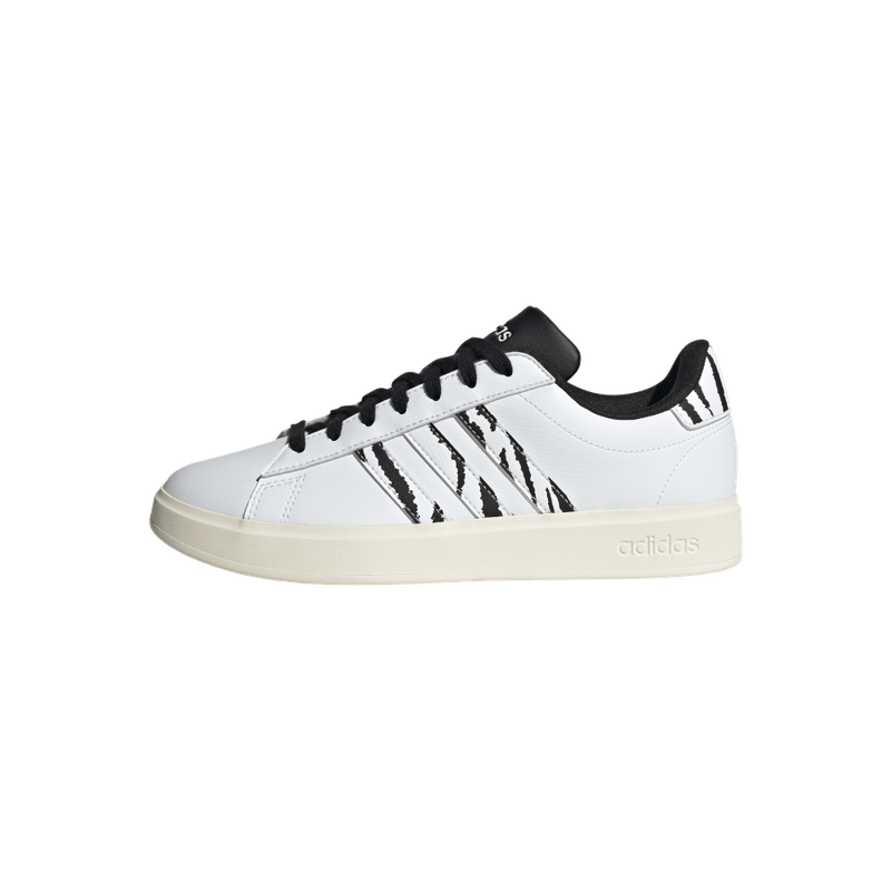 Tenis-adidas-para-mujer-Grand-Court-2.0-para-moda-color-blanco.-Detalle-3