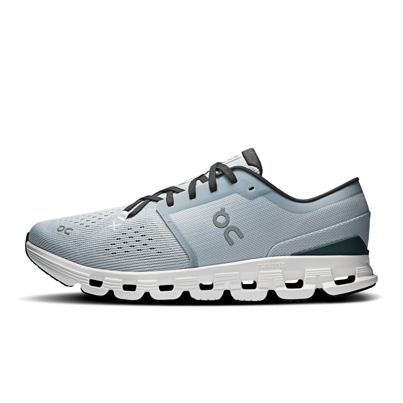 Tenis-on-para-hombre-Cloud-X-4-para-entrenamiento-color-gris.-Lateral-Externa-Derecha