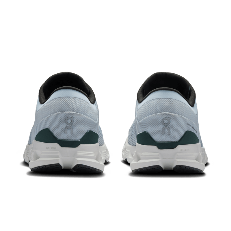 Tenis-on-para-hombre-Cloud-X-4-para-entrenamiento-color-gris.-Talon