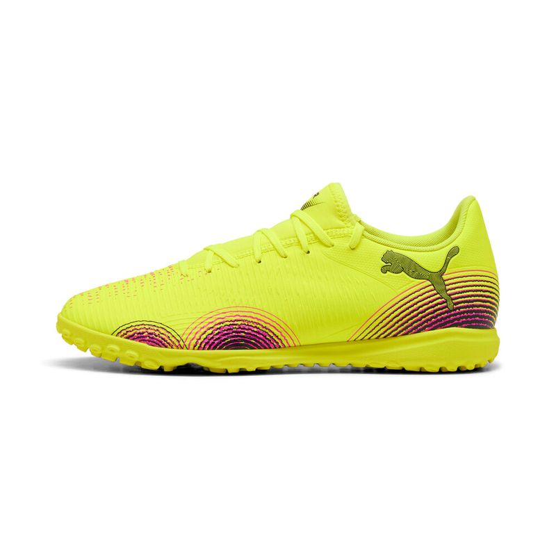 Guayos-puma-para-hombre-Future-8-Play-Tt-para-futbol-color-amarillo.-Lateral-Interna-Derecha