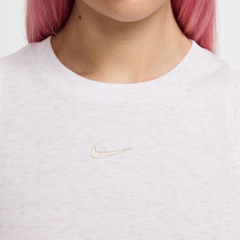 Camiseta-Manga-Sisa-nike-para-mujer-W-Nsw-Essntl-Rib-Crp-Tank-para-moda-color-negro.-Detalle-1